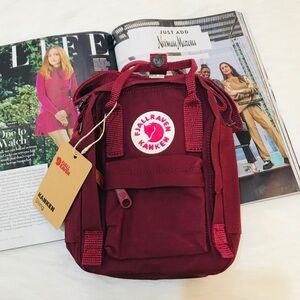 Kånken Mini Backpack - Deep Red